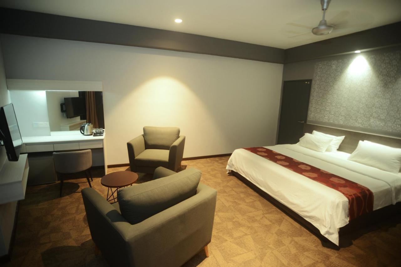 Star-Well Hotel Kuala Lipis Eksteriør bilde